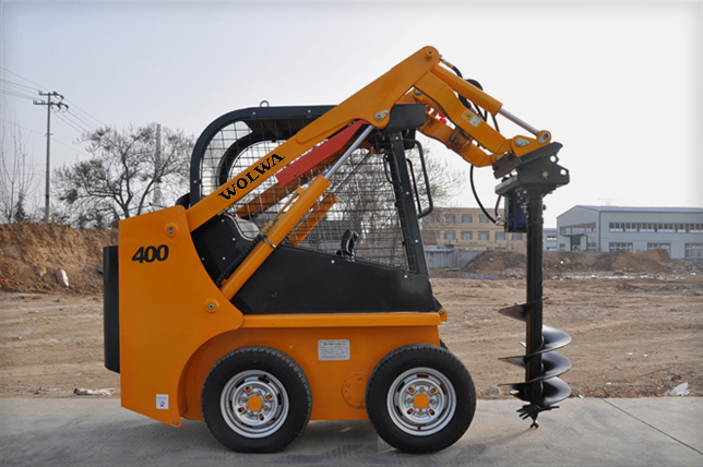 滑移裝載機(jī)GN400安裝屬具2